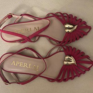 Aperlai Brooch Sandals